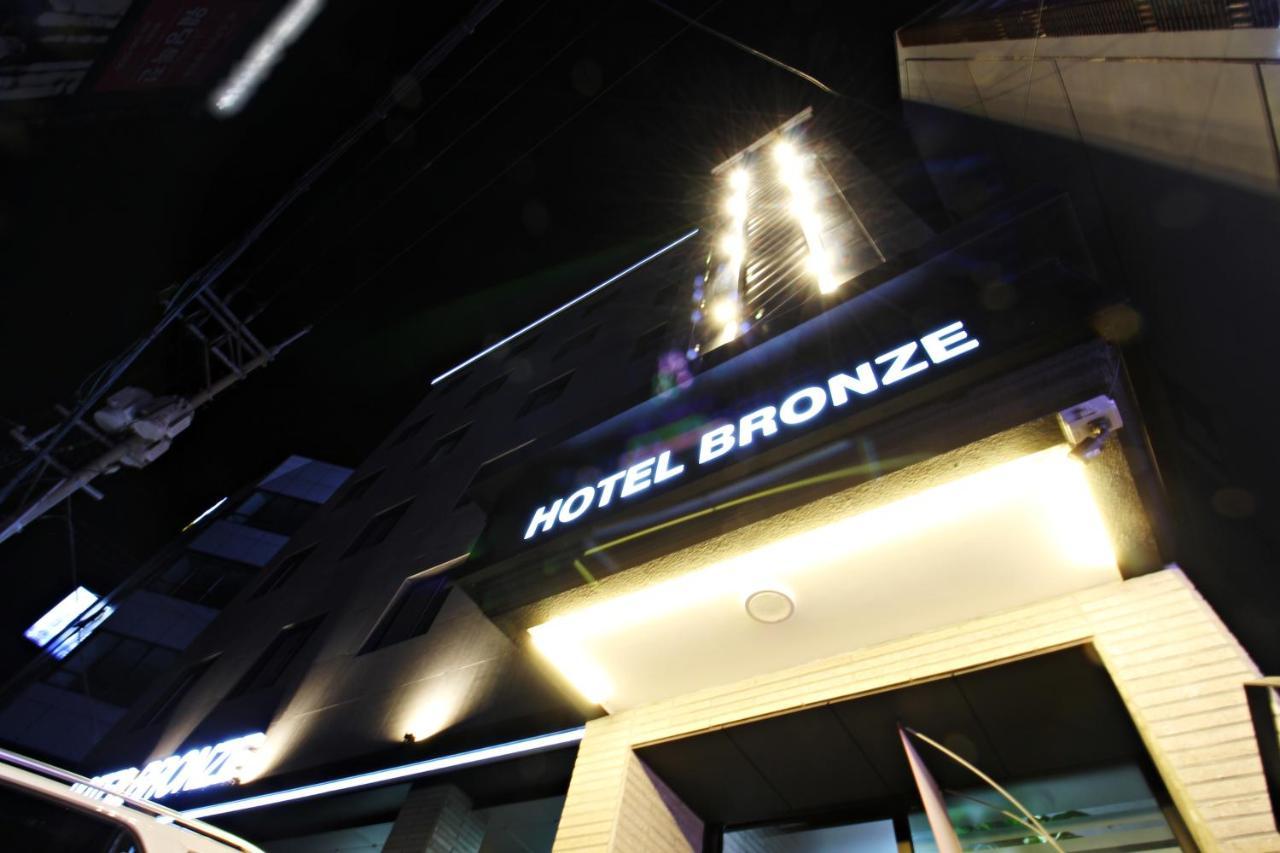 Bronze Hotel Changwon Zewnętrze zdjęcie